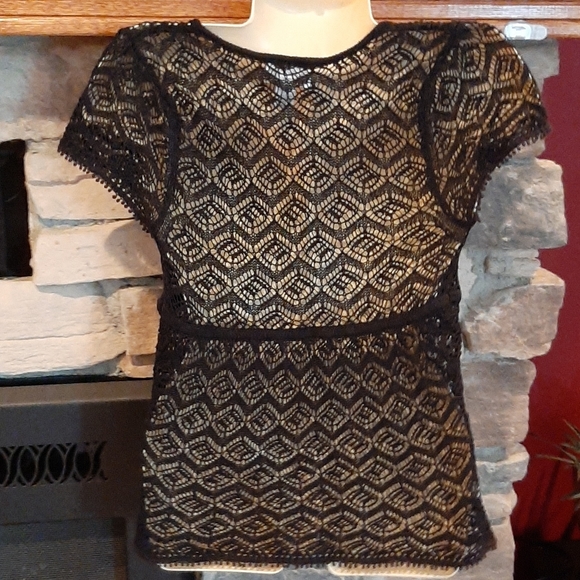 Top - Picture 3 of 3